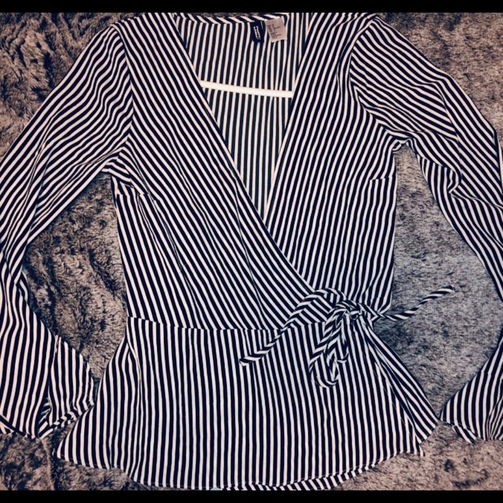 H&M wrap around blouse